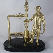 Подарочная бронзовая композиция «Газовщик» на долерите — фотография 2