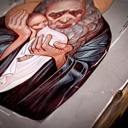 Икона деревянная "Святой Симеон Богоприимец" — необычный подарок — фотография 9