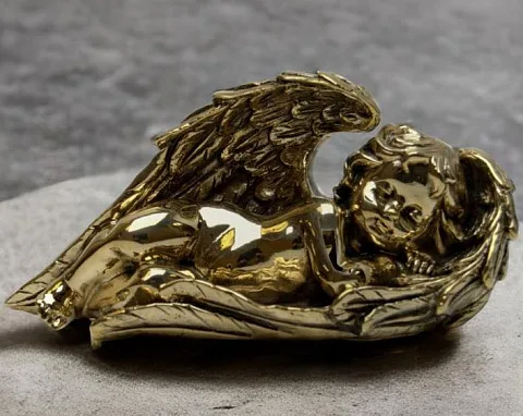 Подарочная бронзовая статуэтка «Ангел спящий»