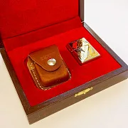 Сувенирная зажигалка Zippo "Хищник" в подарок — фотография 2