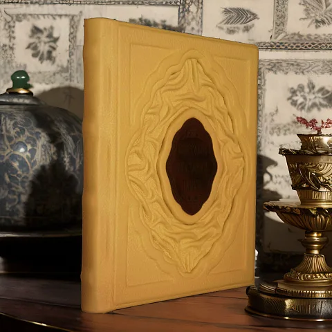Светлый праздник пасхи — книга в кожаном переплёте — красивый подарок